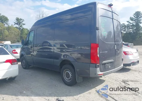2021 Mercedes-Benz Sprinter 2500 Standard Roof V6 z USA, uszkodzony, nr VIN W1Y4EBHY9MT068645